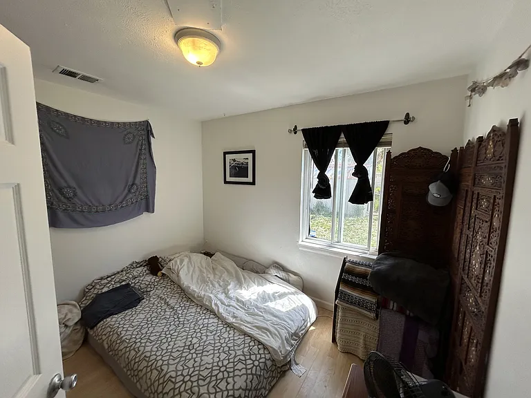 1150 Beeler St — Photo 7