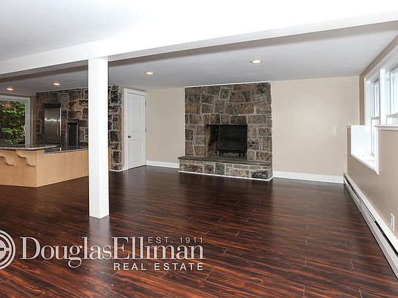 5th image of 50 Morewood Oaks