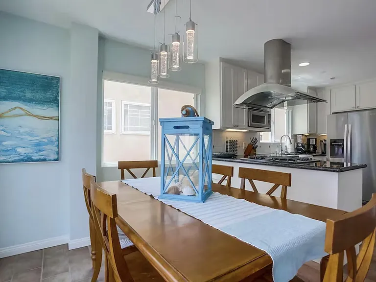 817 Ostend Ct — Photo 10