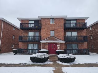 1613 Astor St APT 2W, Calumet City, IL