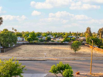 2214 W Hedges Ave, Fresno, CA, 93728