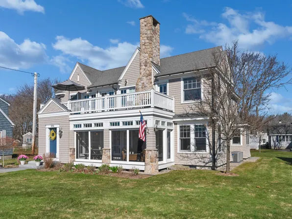 1036 Kings Highway, Kennebunkport, ME 04046