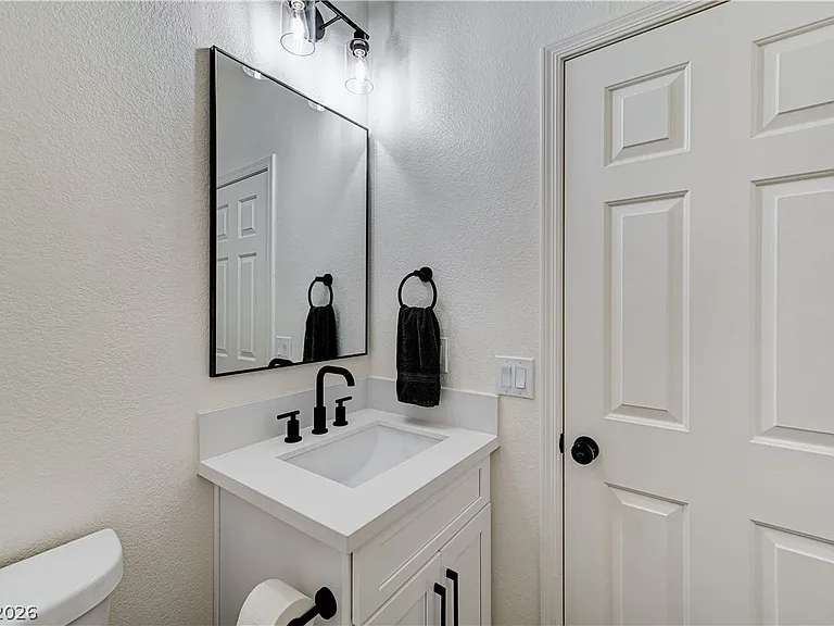 1317 Fox Acres Dr — Photo 36