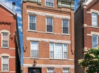 1305 N Greenview Ave #1W, Chicago, IL 60642