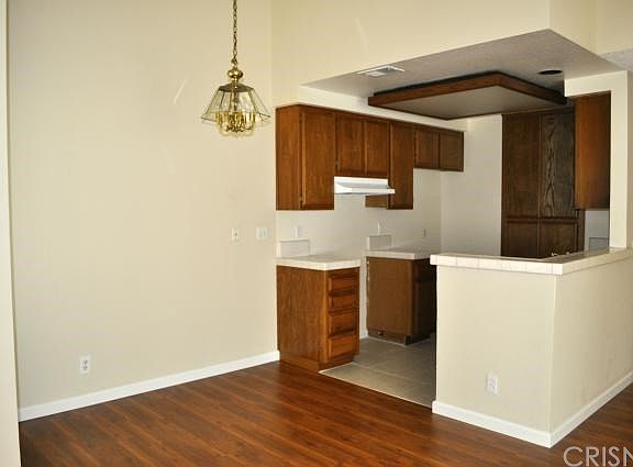 5th image of 3863 Thorncroft Ln Unit P