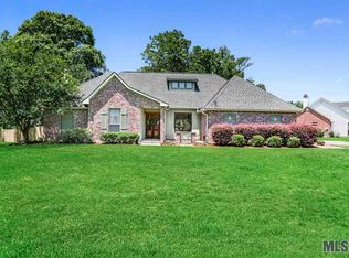 8519 R Dawes Dr, Denham Springs, LA 70706