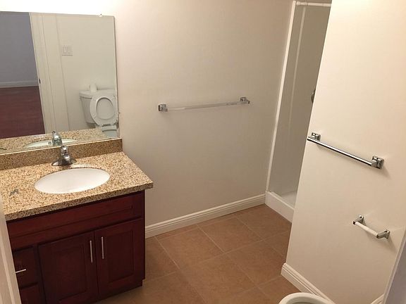 4th image of 270 Del Prado Dr