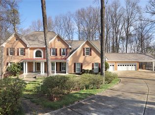 712 Beauregard Dr, Marietta, GA 30064