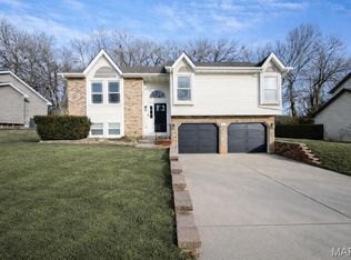 124 Timber Run Ct, Collinsville, IL 62234