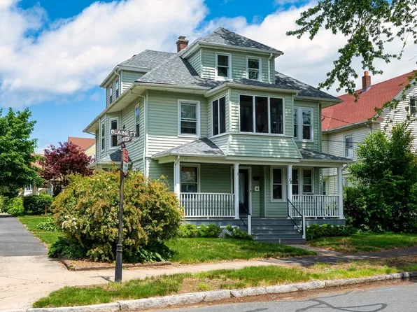 18 Blaine St, Springfield, MA 01108