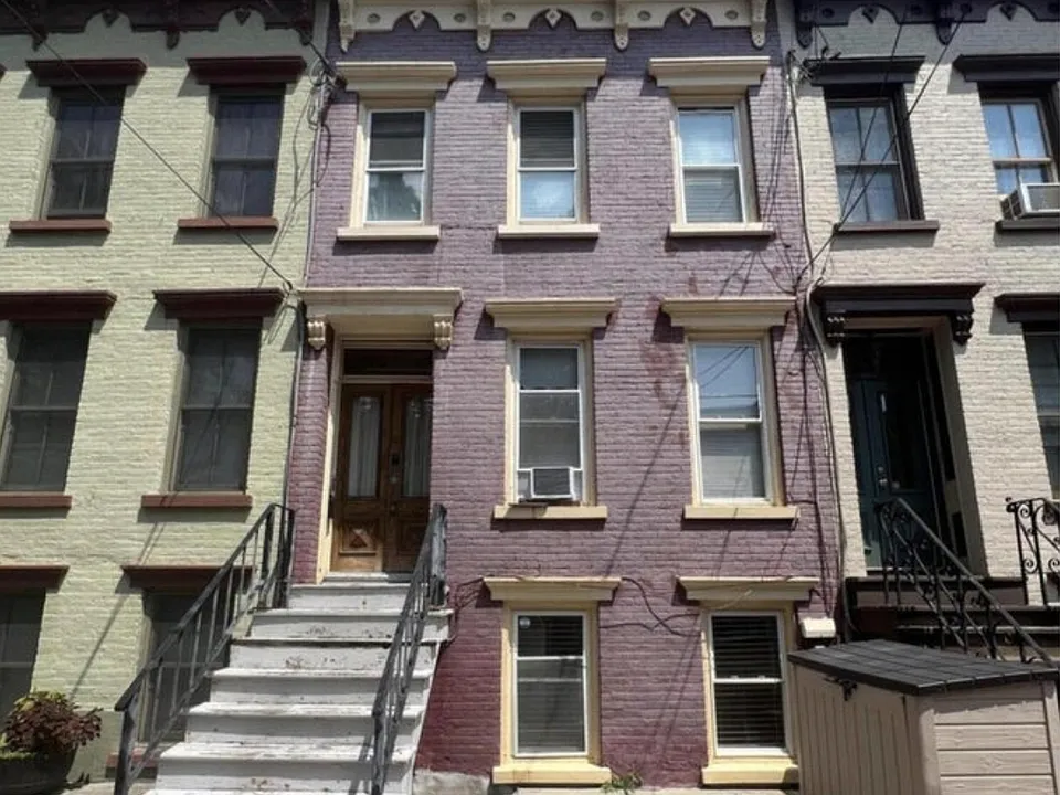 5 Irving St #1