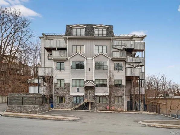 2 Kerestier Court #301, Monroe, NY 10950