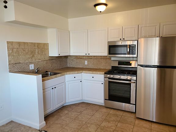 5th image of 7633 Normal Ave APT 21