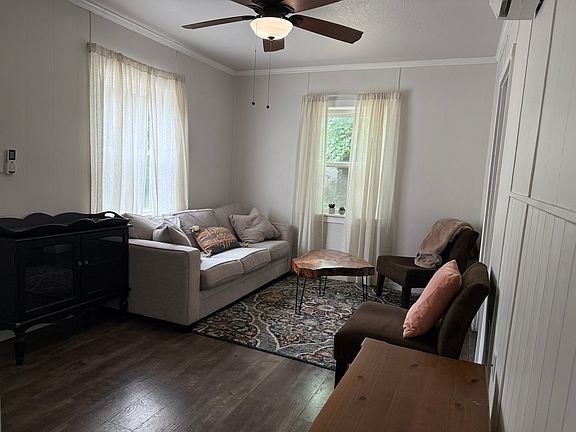 5th image of 413 Sands Ct