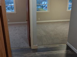 32307 Center Ridge Rd, North Ridgeville, OH 44039