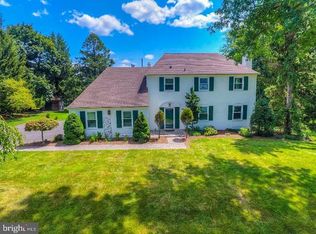 530 Belfry Dr, Blue Bell, PA 19422