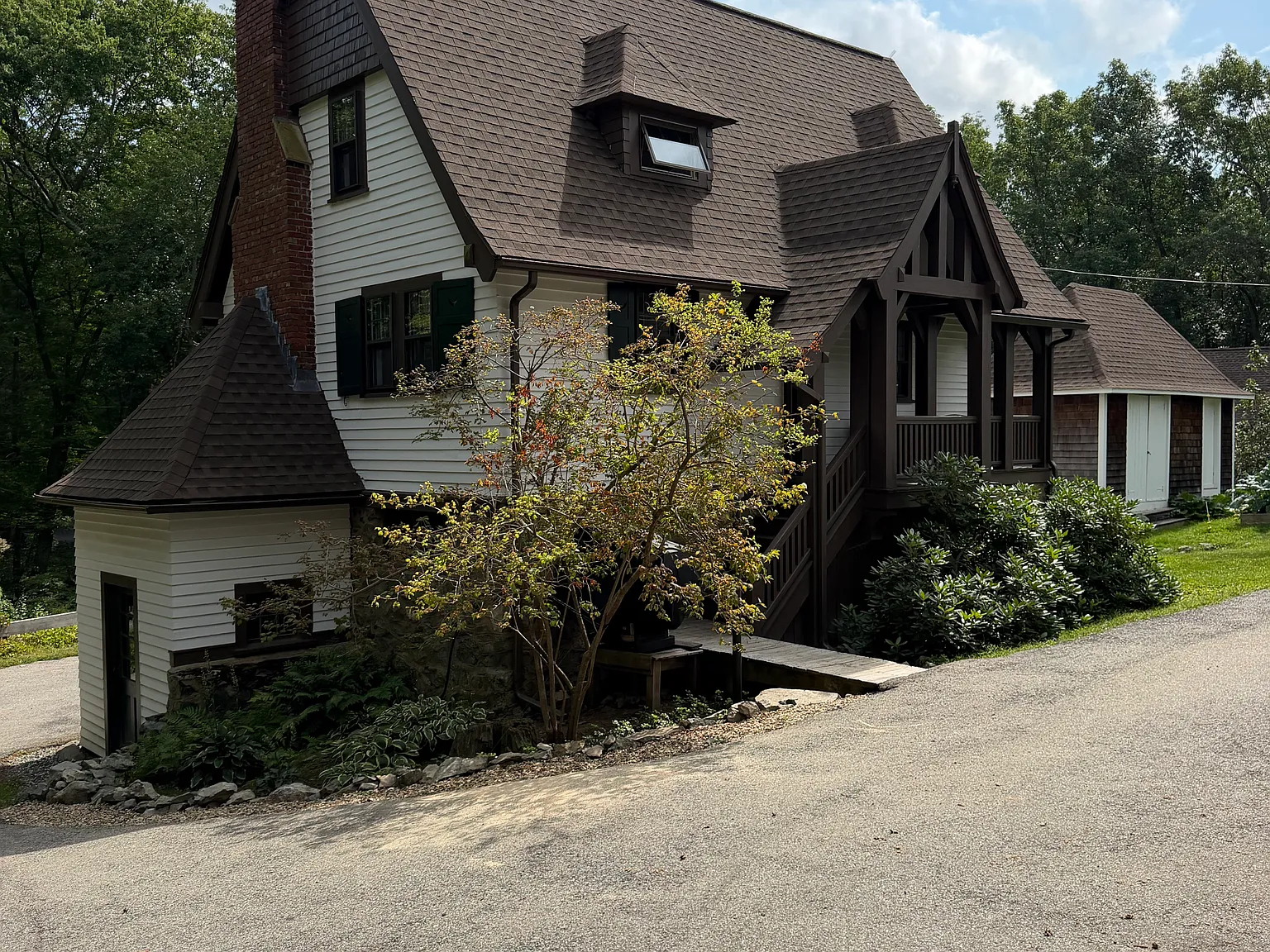 2 bed, 950 sqft, $3,200 — Photo 3