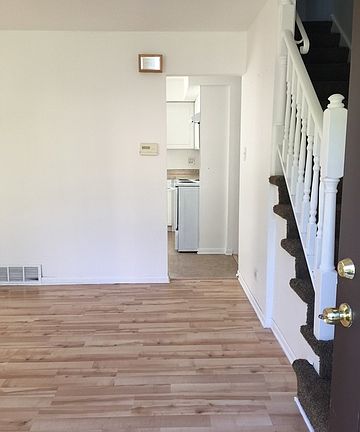 5th image of 1S297 Ingersoll Ln