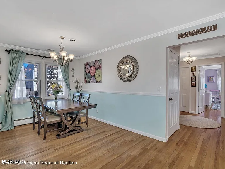559 Dow Ave — Photo 7