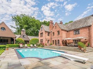 400 Highview Rd, Englewood, NJ 07631