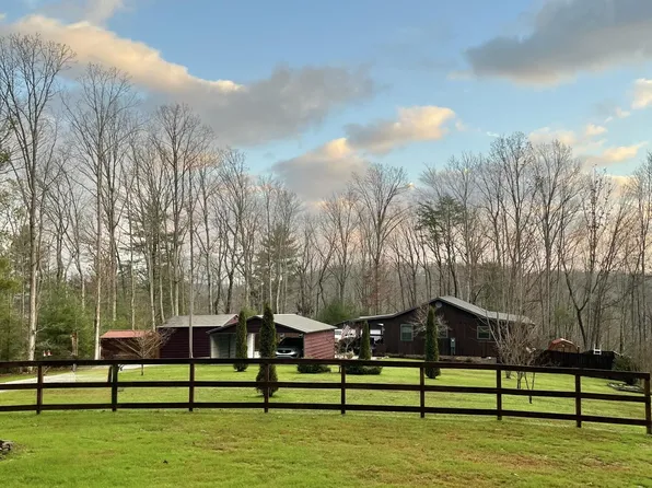 450 Lick Hollow Dr, Grandview, TN 37337