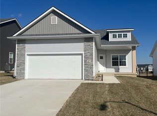 337 SE Hollow Ct, West Des Moines, IA 50265