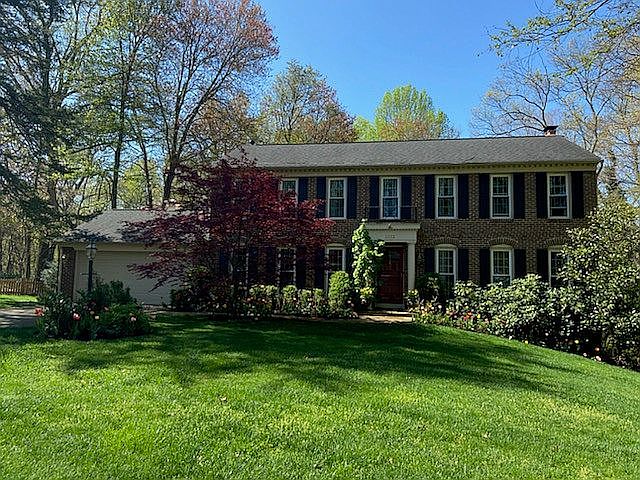 1st image of 2232 Carmichael Dr