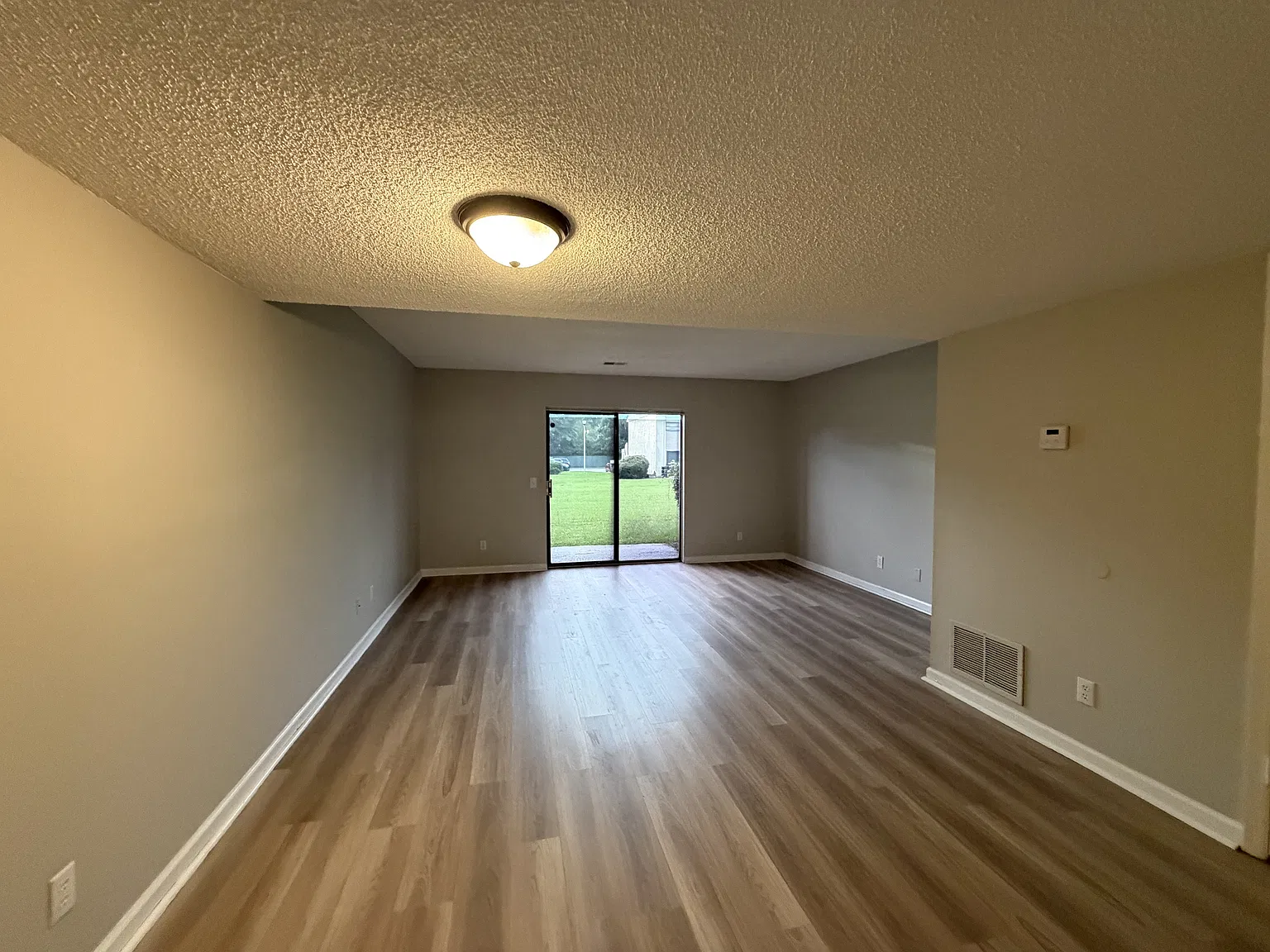 901 Olmstead Drive unit 29 - 1 — Photo 4