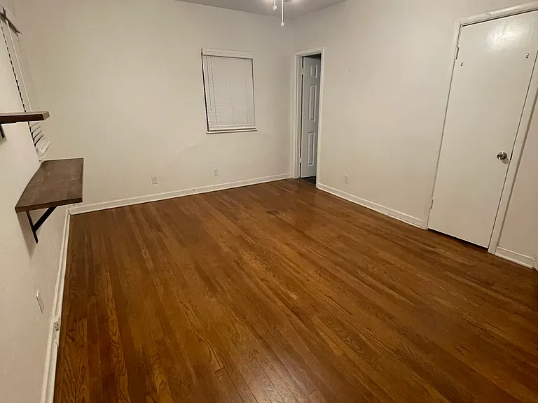 4904 Odessa Ave — Photo 16