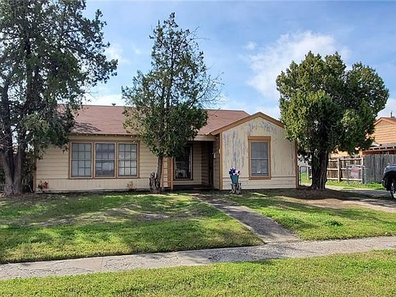 2nd image of 1308 Terrace Dr
