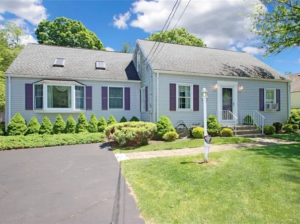223 Maple Avenue, North Haven, CT 06473