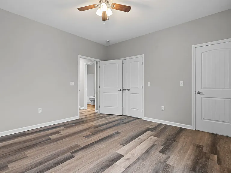 Linden Park Apartments — Photo 15