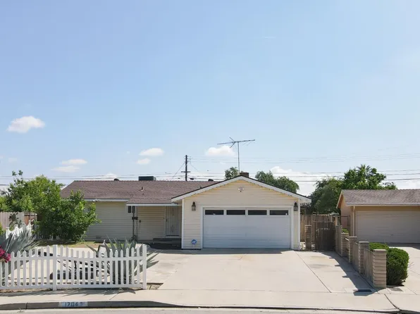 1704 Anita Ln, Bakersfield, CA 93304