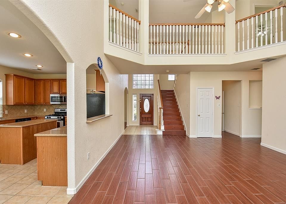 1st image of 6206 Barkermist Ln
