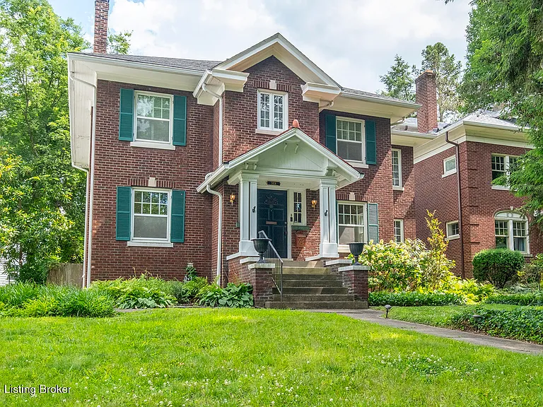 2424 Longest Ave — Photo 3