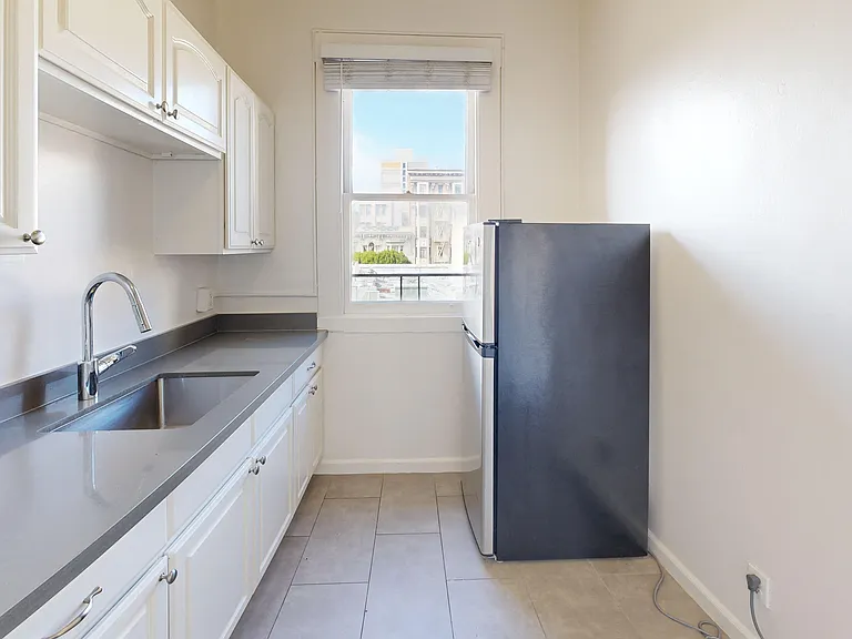 1020 Post Street — Photo 21