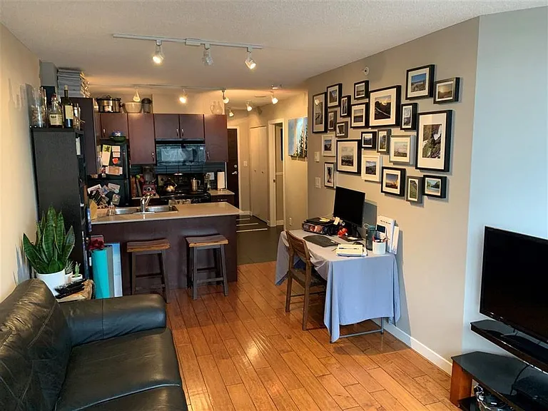 938 Smithe St #2006 — Photo 3