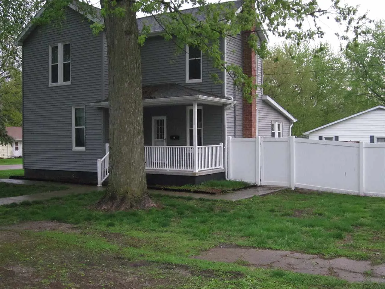 121 N Yates St photo 1