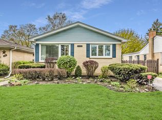 1226 Elliott St, Park Ridge, IL 60068