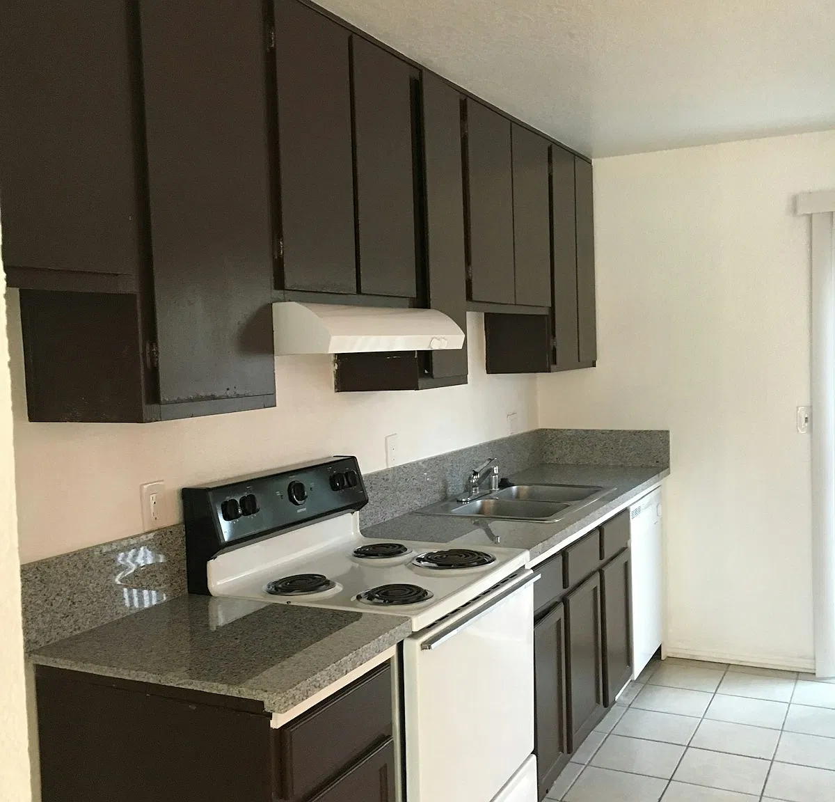 8473 Kelley Drive, Unit D — Photo 1
