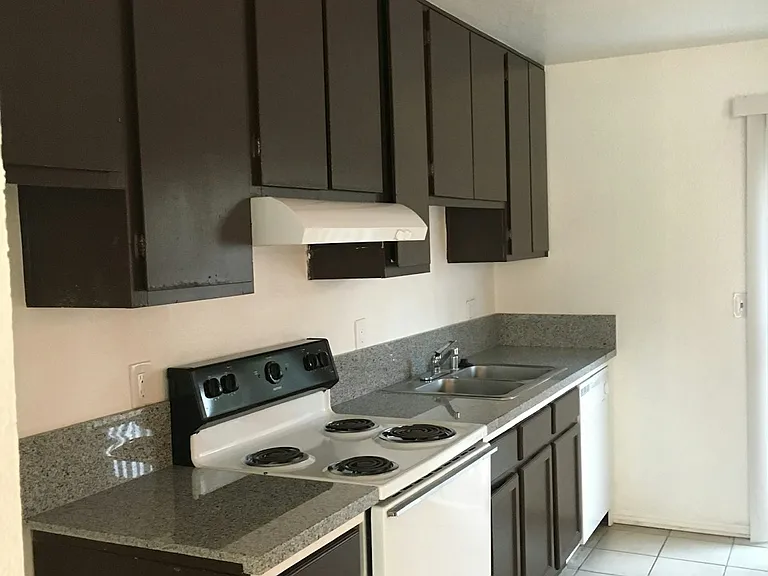 8473 Kelley Dr #D — Photo 1