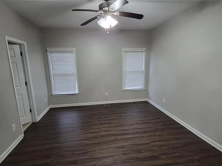 5760 Dovnick Dr SW — Photo 16
