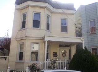 5516 Grant Pl, West New York, NJ 07093