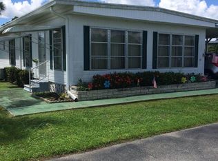 131 Driftwood Ln, Naples, FL 34112