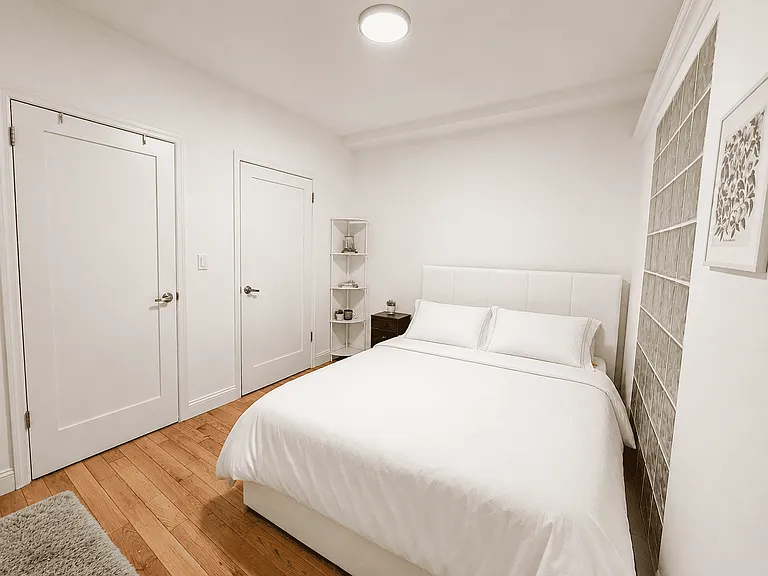 23 W 68th St #1F — Photo 3