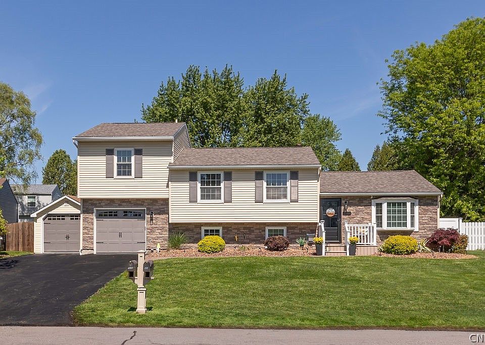 1st image of 8436 Silver Spruce Cir
