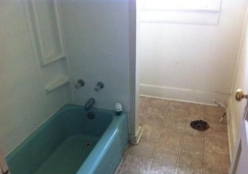 4th image of 3106 Winthrop Ave