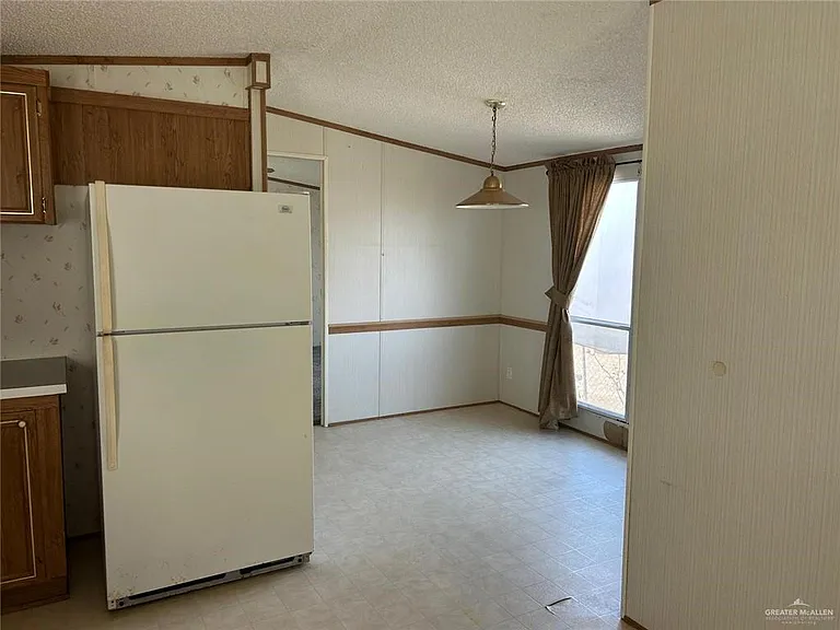 24951 Palmera Dr — Photo 3