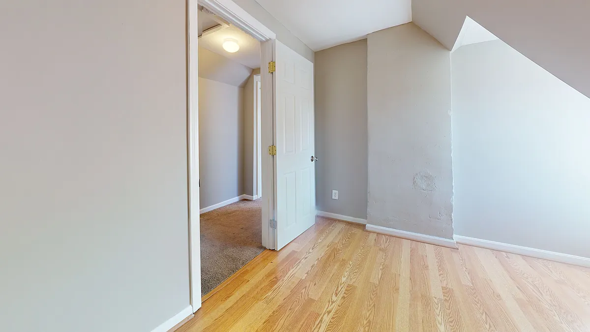 Building Photo - 48 Plymouth St #1