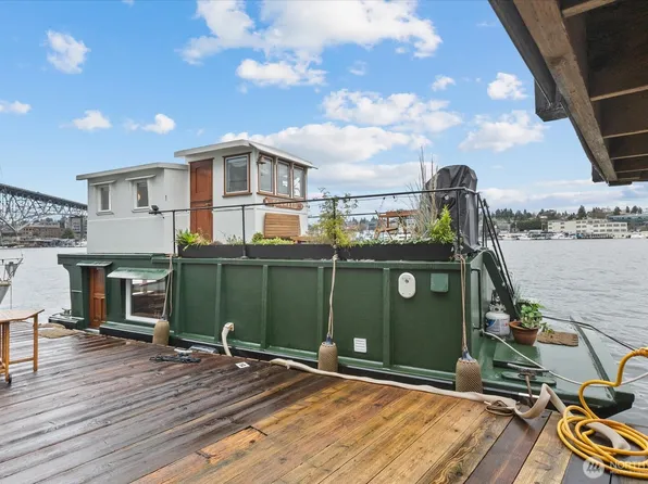 2706 Westlake Avenue N #01A, Seattle, WA 98109